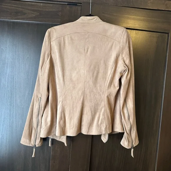 Jacket - Picture 3 of 3